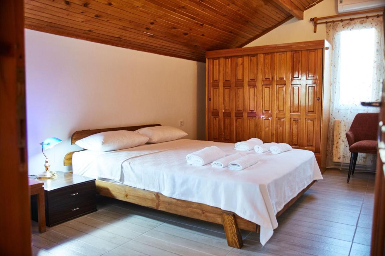 Ilcayto Suites Foca Exteriér fotografie